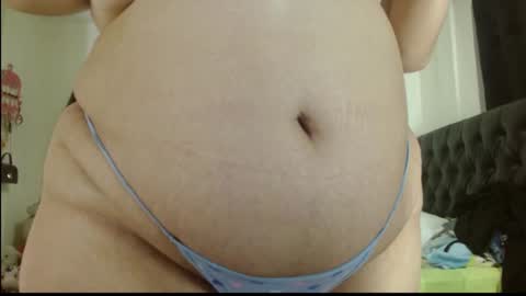 Snapshot of anawatson_ chatting on December 7, 5:53 pm Ana online show from December 7, 5:53 pm