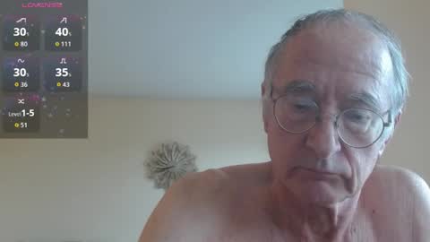 Snapshot of anax69 chatting on May 11, 2:45 pm mario online show from May 11, 2:45 pm
