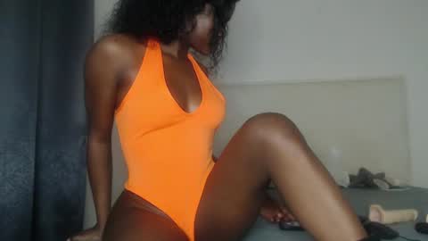 mayah online show from April 30, 1:56 am