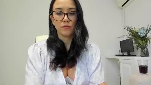 Snapshot of anayscaandy chatting on July 27, 11:28 am Andreea online show from July 27, 11:28 am