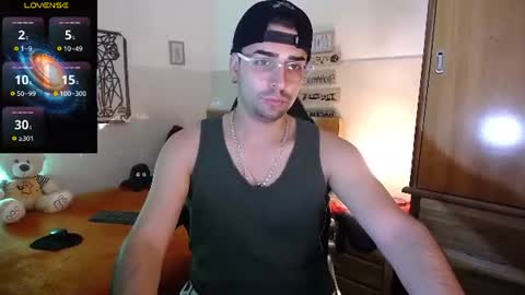 Snapshot of andders_ chatting on July 30, 1:04 am Anders online show from July 30, 1:04 am