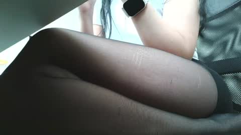 Snapshot of anddrea_ chatting on July 29, 11:41 am online show from July 29, 11:41 am