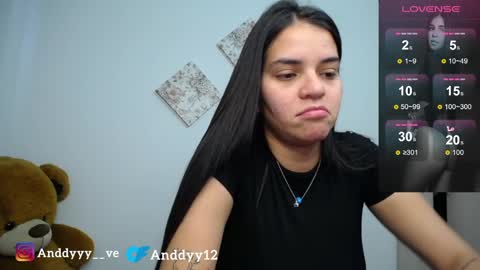 Snapshot of anddyyy___ chatting on May 21, 6:48 pm Andy online show from May 21, 6:48 pm