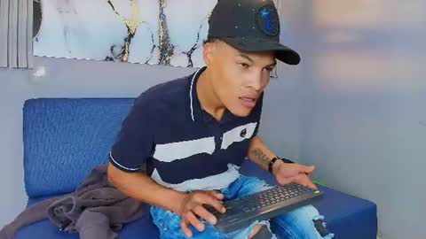 Snapshot of ander_ficher chatting on June 23, 3:32 pm ANDER online show from June 23, 3:32 pm