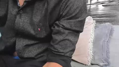 Snapshot of ander_perez chatting on February 12, 3:05 pm ANDER online show from February 12, 3:05 pm