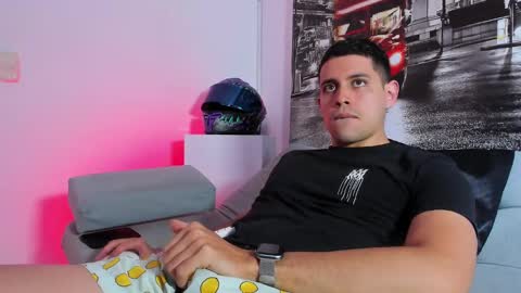 Snapshot of ander_perez chatting on October 21, 3:24 pm ANDER online show from October 21, 3:24 pm