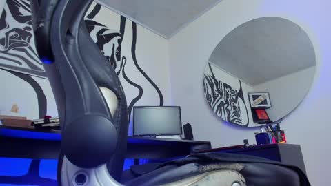 Andrs   -                   online show from April 28, 2:27 am