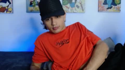 andersonZ98 online show from February 2, 4:26 am