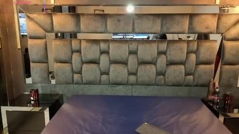 andiejones online show from November 11, 12:38 pm