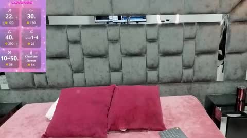 andiejones online show from November 12, 1:00 pm