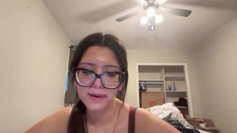 anditspinkxo online show from June 14, 4:25 am