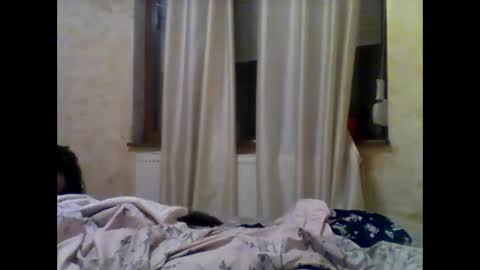 Snapshot of andjela9999 chatting on March 3, 7:20 pm andjela9999 online show from March 3, 7:20 pm