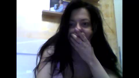 Snapshot of andjela9999 chatting on March 8, 6:44 pm andjela9999 online show from March 8, 6:44 pm