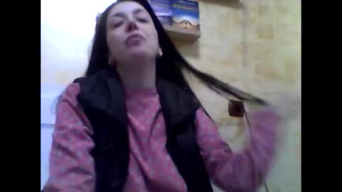 Snapshot of andjela9999 chatting on March 16, 7:07 pm andjela9999 online show from March 16, 7:07 pm