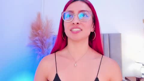 Andra Cyrus online show from January 8, 5:37 pm