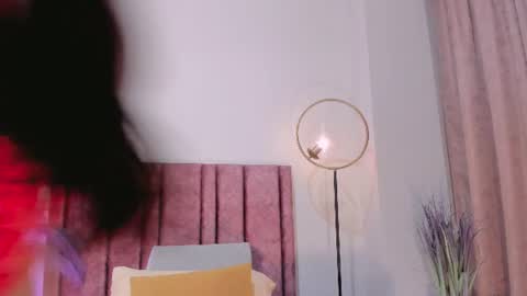 Snapshot of andracyruss chatting on June 10, 12:11 am Andra Cyrus online show from June 10, 12:11 am