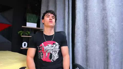 Snapshot of andre_parker chatting on December 13, 10:34 pm Andre Parker online show from December 13, 10:34 pm