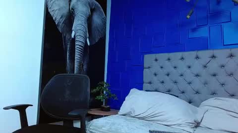 Snapshot of andre_parker chatting on January 22, 11:32 pm Andre Parker online show from January 22, 11:32 pm