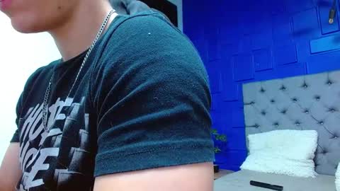 Snapshot of andre_parker chatting on February 25, 7:58 pm Andre Parker online show from February 25, 7:58 pm