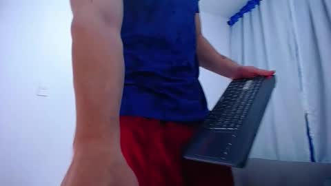 Snapshot of andre_parker chatting on November 7, 12:54 am Andre Parker online show from November 7, 12:54 am