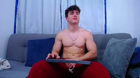 Andre Parker online show from December 17, 2:28 am