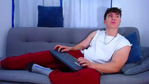 Andre Parker online show from January 16, 11:31 pm