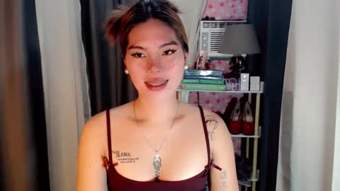 andrea06121998 online show from April 9, 12:43 pm