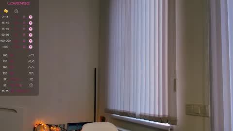 Snapshot of andrea__bass chatting on September 20, 3:13 pm andrea__bass online show from September 20, 3:13 pm