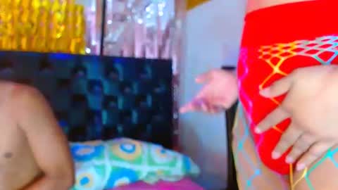 Snapshot of andrea_andres_couplehot chatting on April 20, 8:06 am andrea andres couplehot online show from April 20, 8:06 am