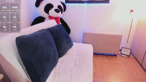 Snapshot of andrea_bonnie chatting on July 28, 11:58 pm andrea_bonnie online show from July 28, 11:58 pm