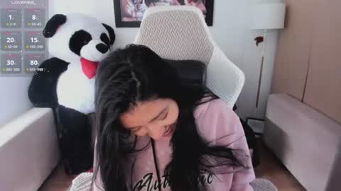 Snapshot of andrea_bonnie chatting on August 2, 1:09 pm andrea_bonnie online show from August 2, 1:09 pm