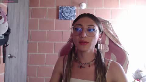 Andrea  online show from February 20, 6:08 pm