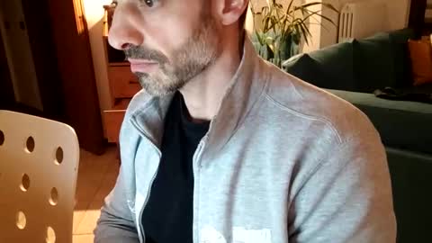Snapshot of andrea_feetlover chatting on April 9, 7:08 pm andrea_feetlover online show from April 9, 7:08 pm