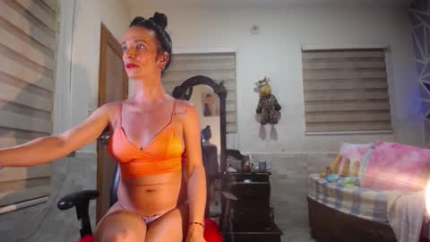 Snapshot of andrea_ospina1 chatting on March 23, 1:59 pm andrea ospina1 online show from March 23, 1:59 pm