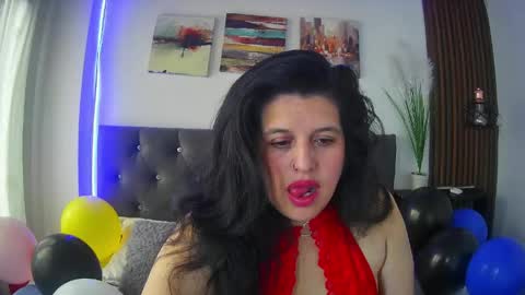 Snapshot of andrea_secret_ chatting on April 11, 3:16 pm ANDREA online show from April 11, 3:16 pm