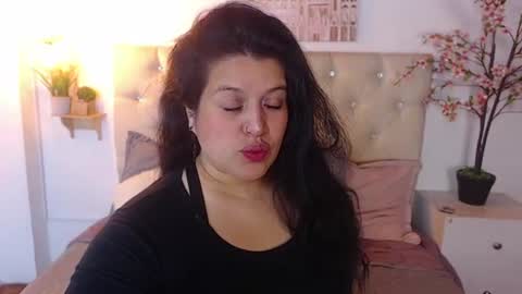 Snapshot of andrea_secret_ chatting on July 12, 1:46 pm ANDREA online show from July 12, 1:46 pm
