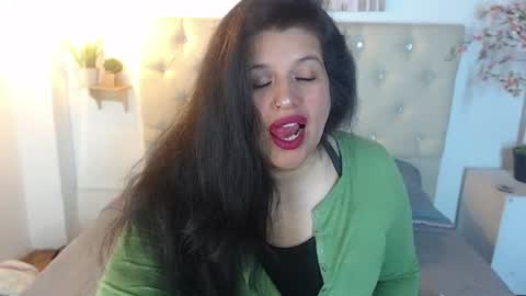 Snapshot of andrea_secret_ chatting on July 14, 2:01 pm ANDREA online show from July 14, 2:01 pm
