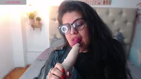 Snapshot of andrea_secret_ chatting on July 22, 1:47 pm ANDREA online show from July 22, 1:47 pm