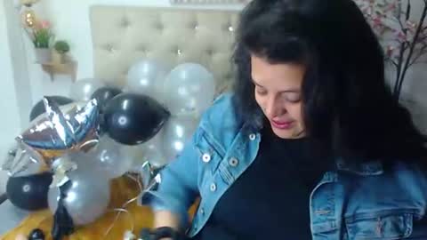 Snapshot of andrea_secret_ chatting on August 2, 1:42 pm ANDREA online show from August 2, 1:42 pm