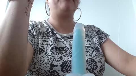 Snapshot of andrea_teacher chatting on October 3, 7:55 pm Andrea Model trainer Luxury ST online show from October 3, 7:55 pm