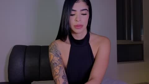 Snapshot of andrea_torres_ chatting on June 21, 1:08 am online show from June 21, 1:08 am