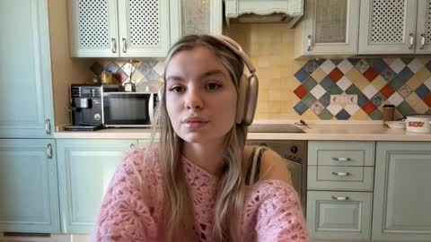 Mia or just MI online show from March 19, 8:40 am