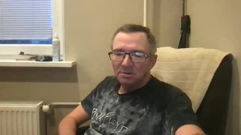 andreass60 online show from December 1, 6:40 am