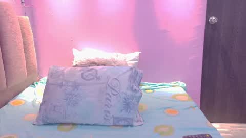 Snapshot of andreasweet2 chatting on July 6, 8:55 pm A n d r e a S w e e t online show from July 6, 8:55 pm