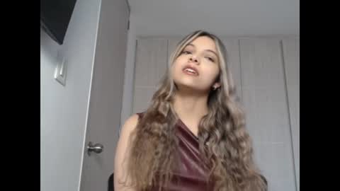 andreau 19 online show from July 31, 1:32 pm