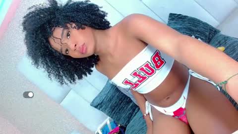 Snapshot of andreayano chatting on September 22, 6:15 am andreayano online show from September 22, 6:15 am