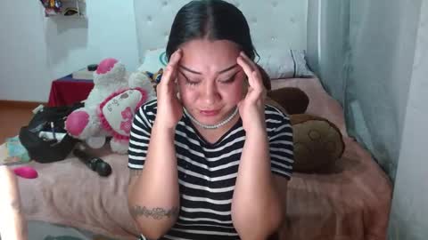 Snapshot of andrebigboobs chatting on February 28, 10:39 pm Andre online show from February 28, 10:39 pm