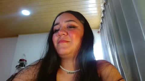 Snapshot of andrebigboobs chatting on March 3, 9:26 pm Andre online show from March 3, 9:26 pm