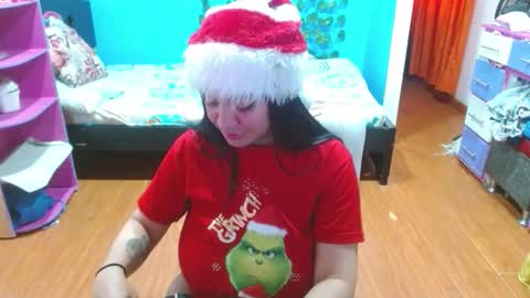 Snapshot of andrebigboobs chatting on December 5, 6:26 pm Andre online show from December 5, 6:26 pm