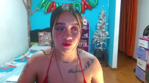 Snapshot of andrebigboobs chatting on December 13, 11:10 pm Andre online show from December 13, 11:10 pm